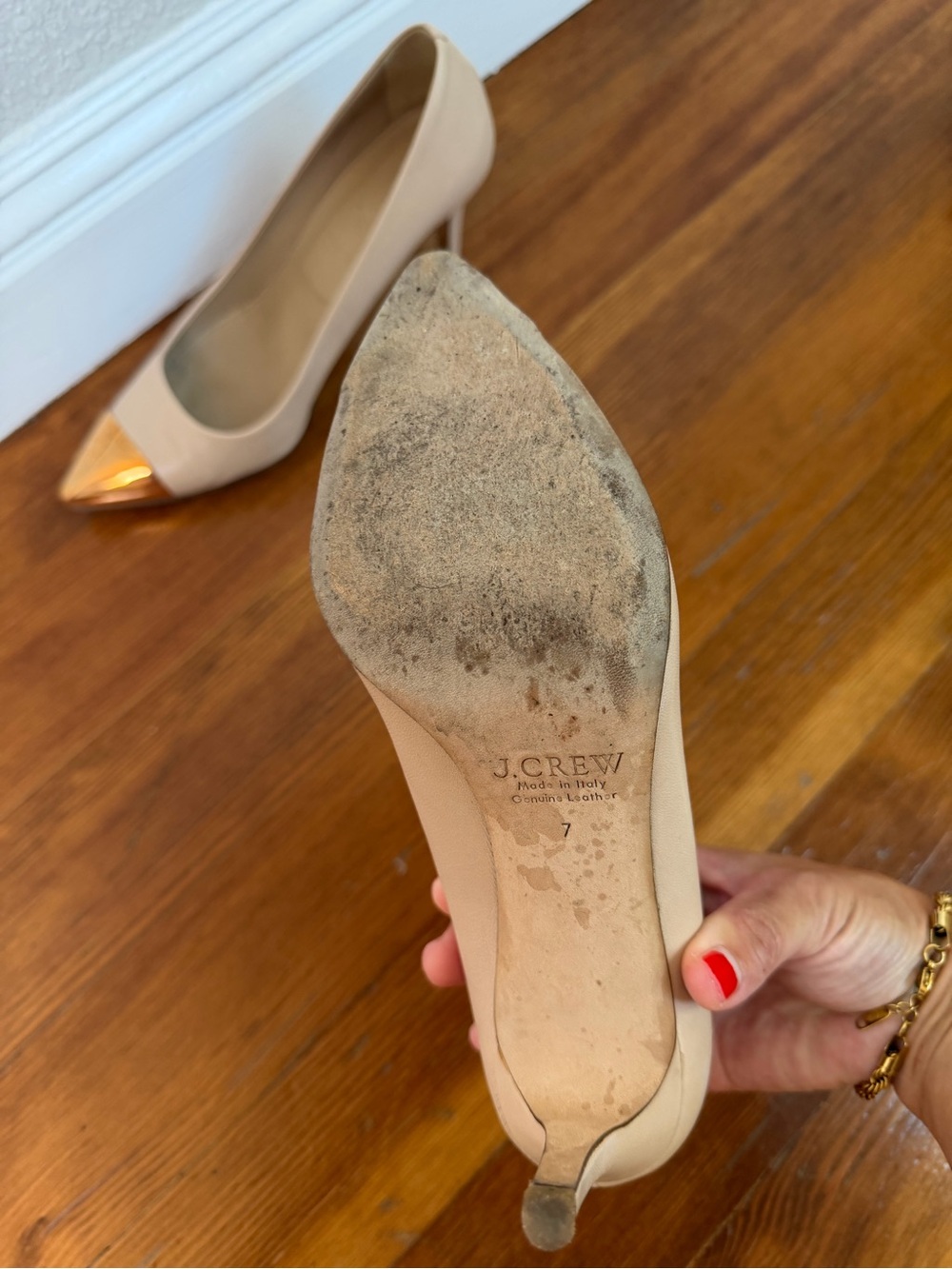 J. Crew Everly captoe pump size 7 in beige with gold captoe - Picture 4 of 4